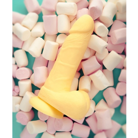 Желтый фаллос Beyond James